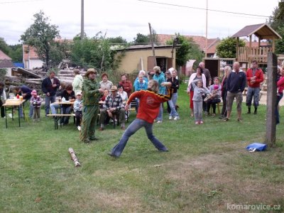 POHÁDKOVÁ CESTA KOMÁROVSKÝM LESEM
