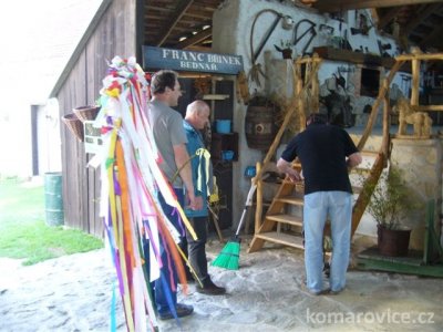 VELIKONOCE MUŽI